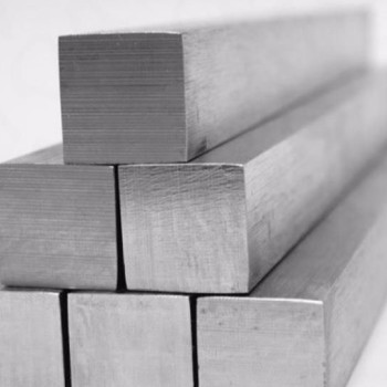 Дюралевый квадрат В95 75х75 мм ГОСТ 21488-97 в наличии в Южно-Сахалинске