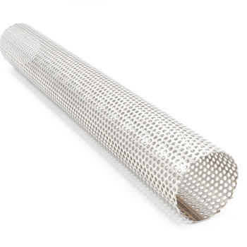 Труба перфорированная нержавеющая 25х1,5 мм шаг 130 AISI 201 в наличии в Южно-Сахалинске