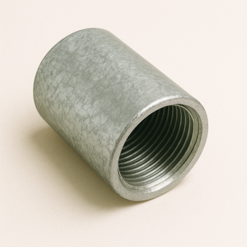 Муфта оцинкованная ДУ 40 в наличии в Южно-Сахалинске